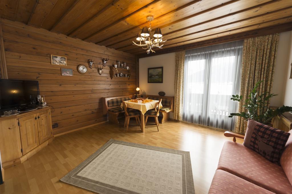 Haus Rosswiese Appartement Strobl Buitenkant foto